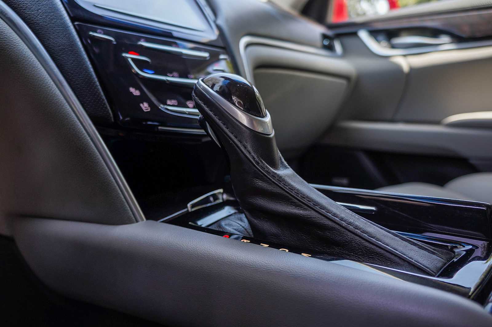 Thumbnail: 2013 Cadillac XTS - 24
