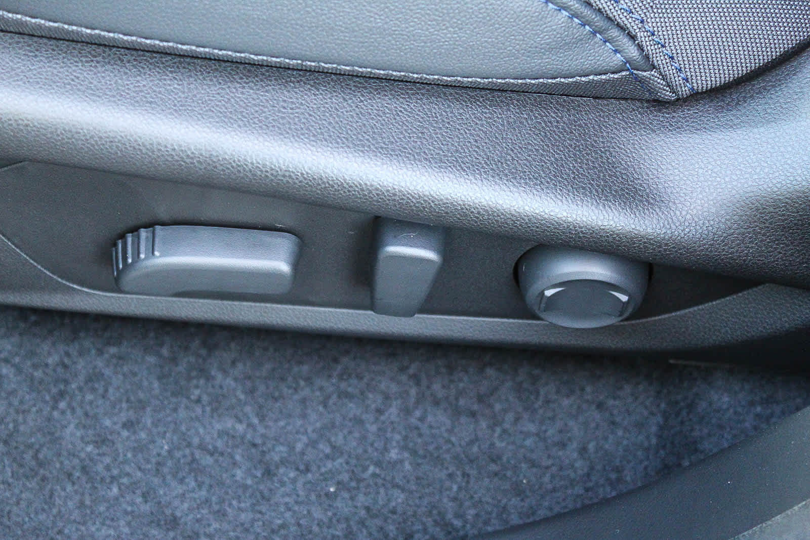 Thumbnail: 2025 Subaru Forester - 21