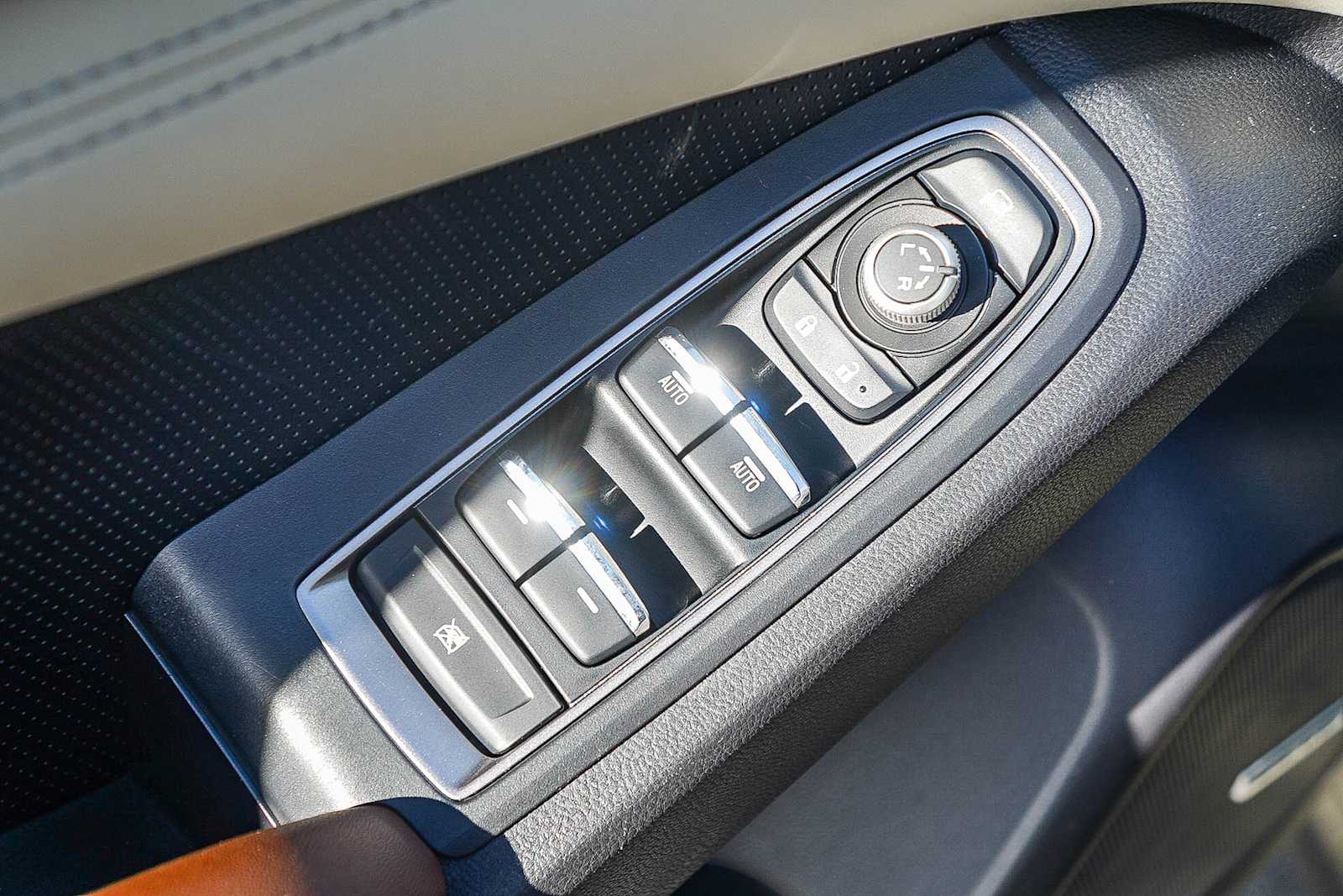 Thumbnail: 2022 Subaru Ascent - 23