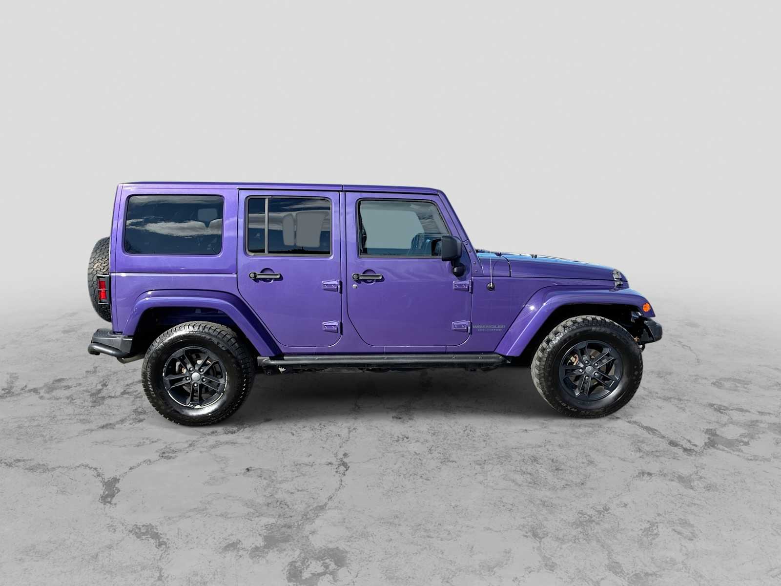 Thumbnail: 2017 Jeep Wrangler - 9