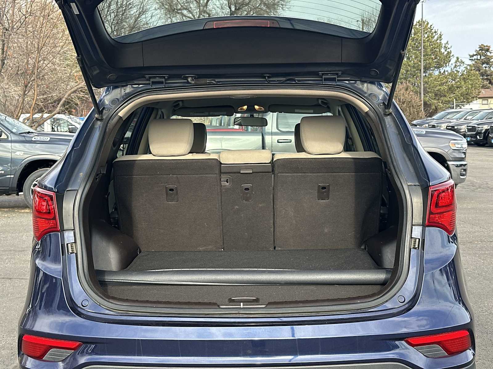 Thumbnail: 2017 Hyundai Santa Fe - 18