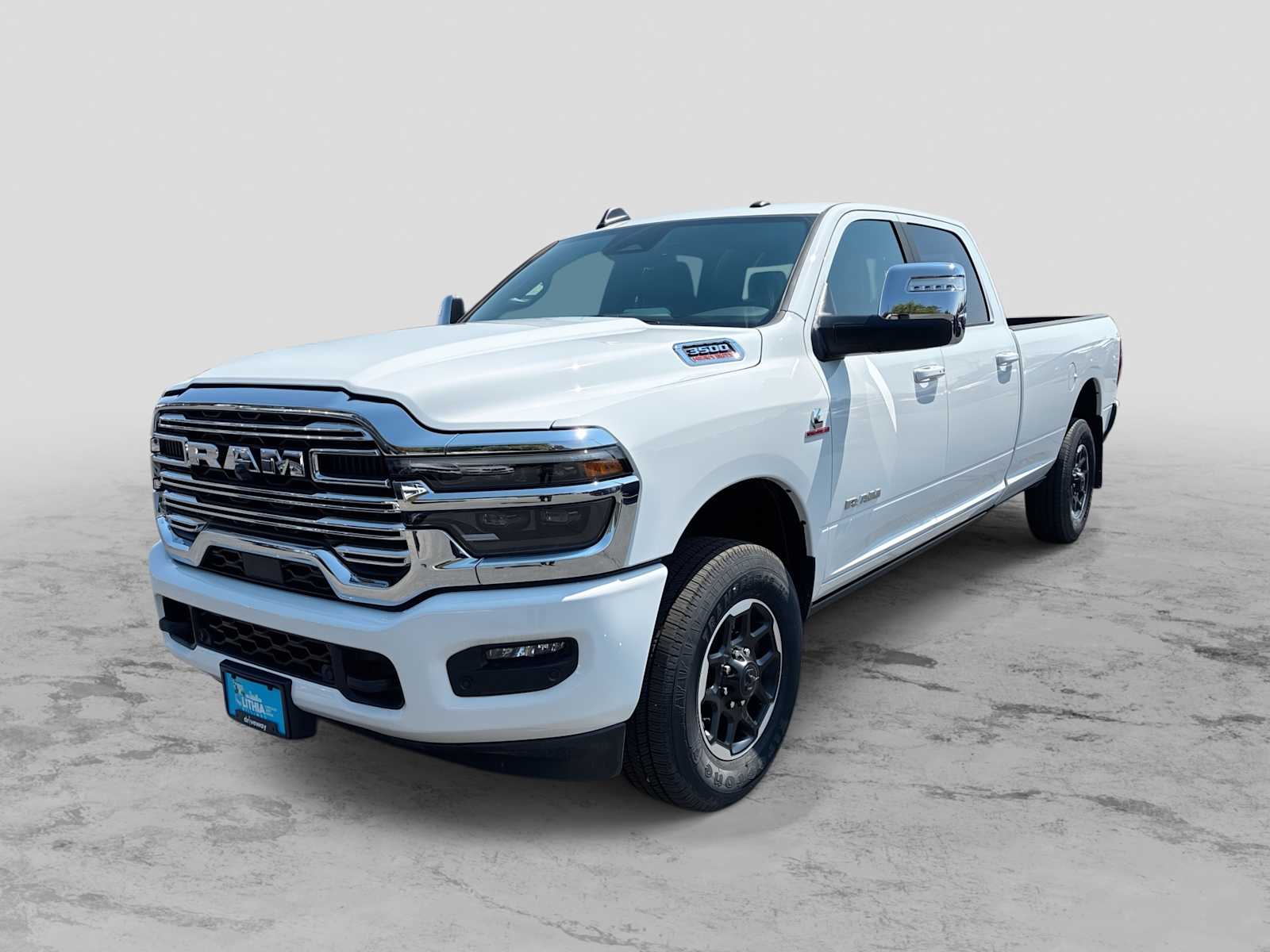 2026 Ram 3500 LARAMIE CREW CAB 4X4 8' BOX