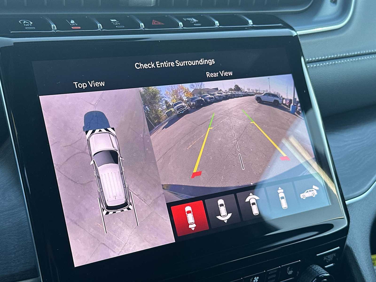 Thumbnail: 2025 Jeep Grand Cherokee - 23