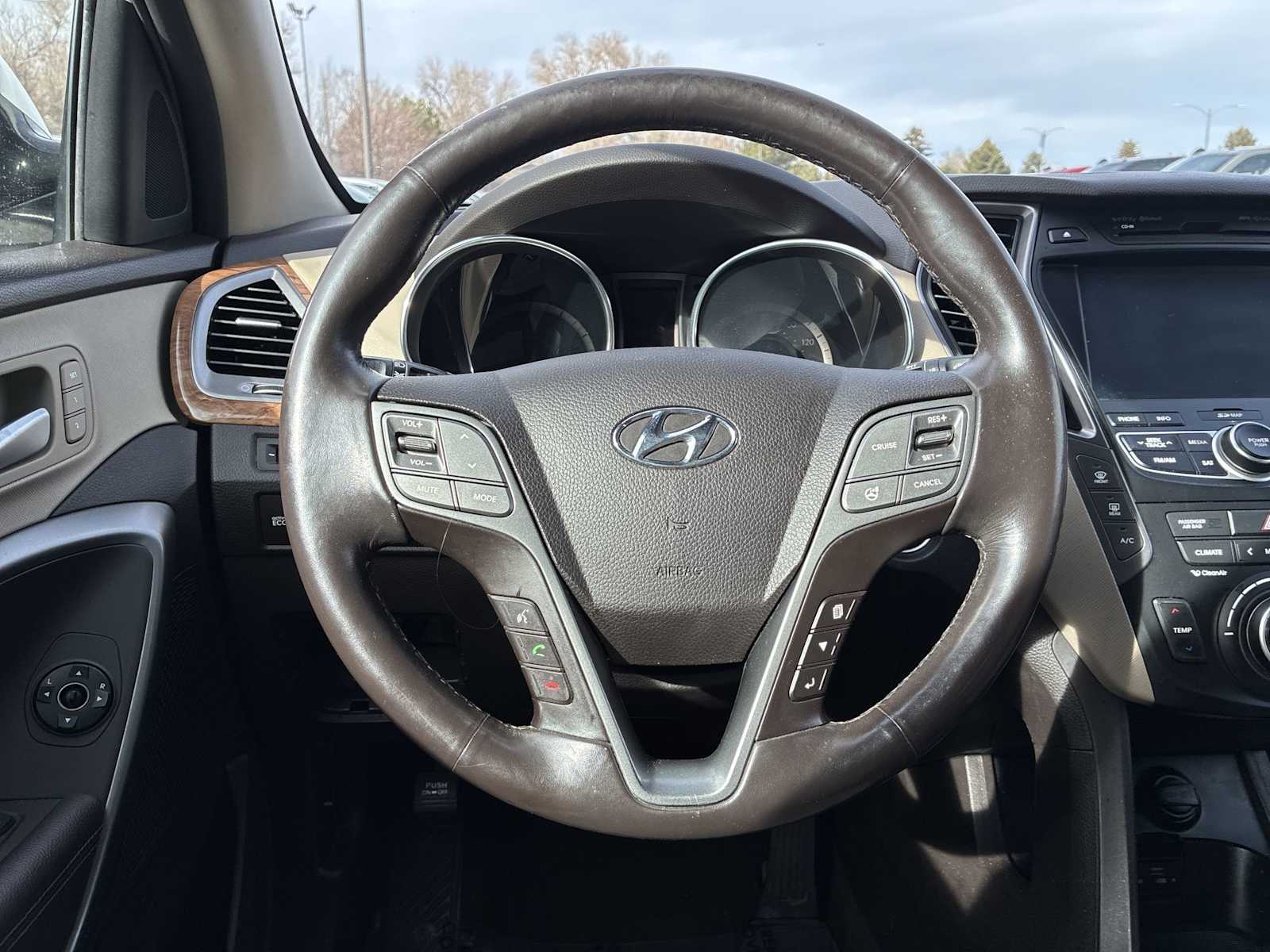 Thumbnail: 2016 Hyundai Santa Fe - 11