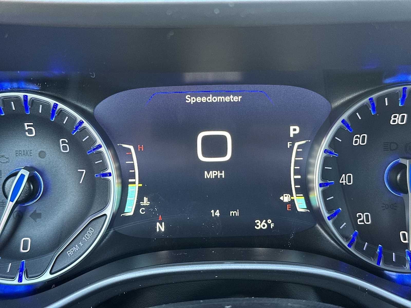 Thumbnail: 2026 Chrysler Voyager - 10