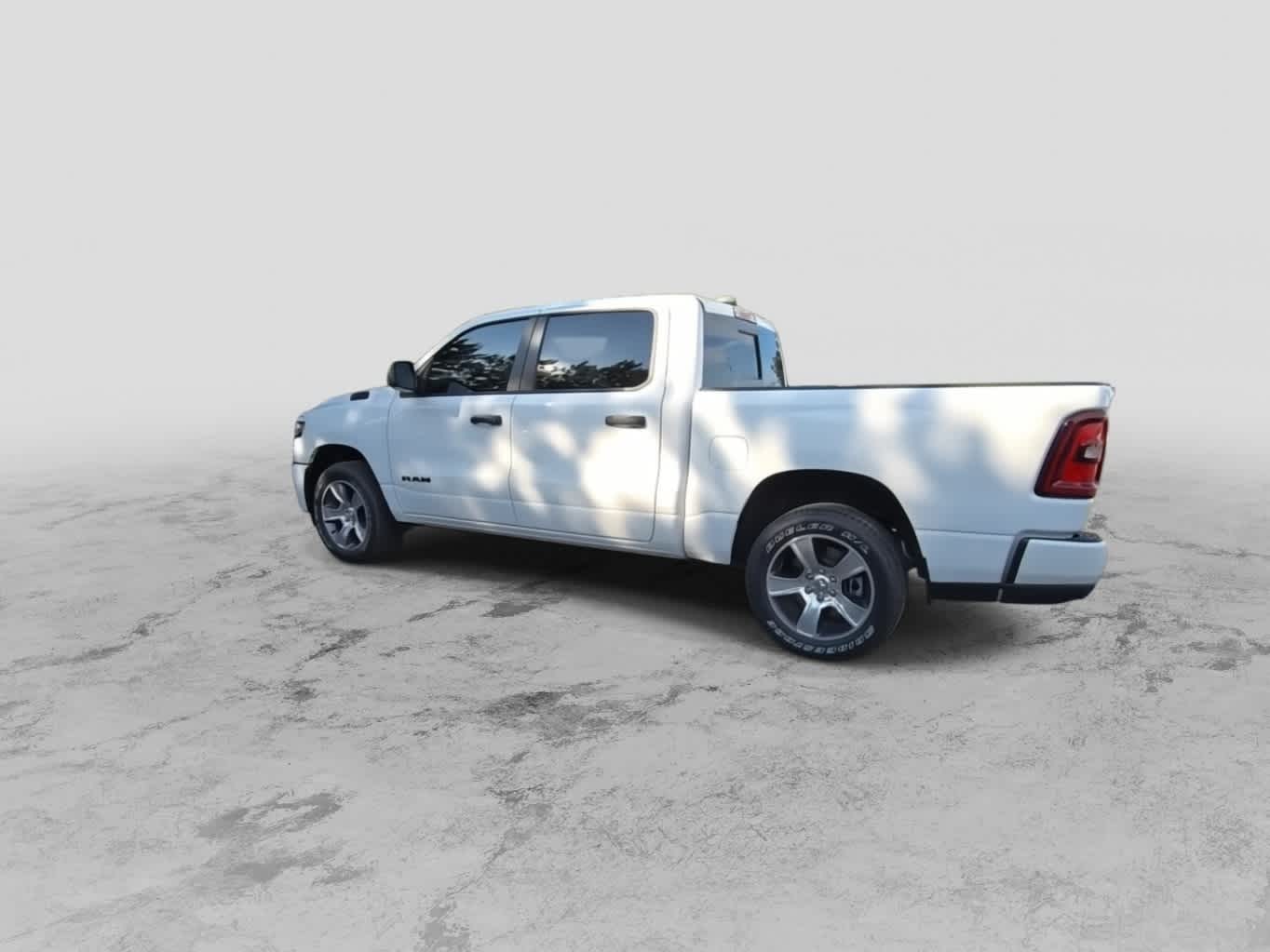 Thumbnail: 2025 RAM 1500 - 6