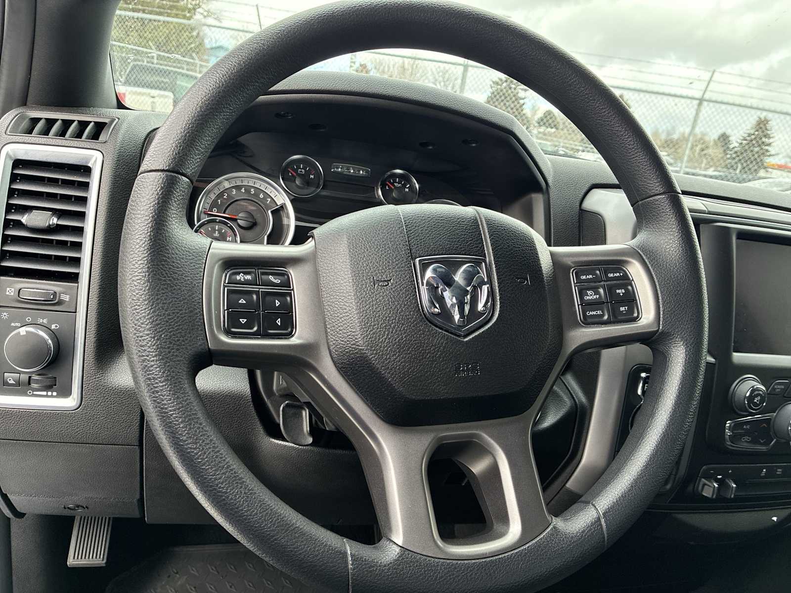 Thumbnail: 2022 RAM 1500 Classic - 11