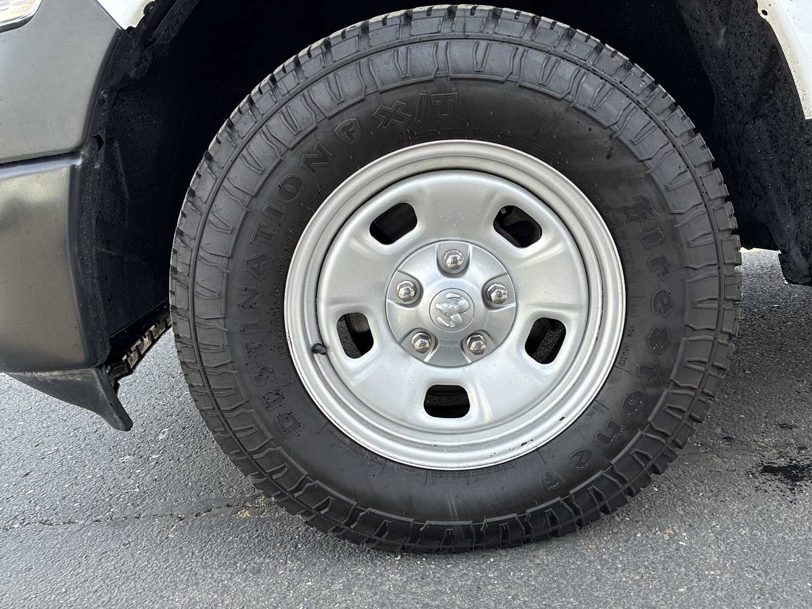 Thumbnail: 2019 RAM 1500 Classic - 18