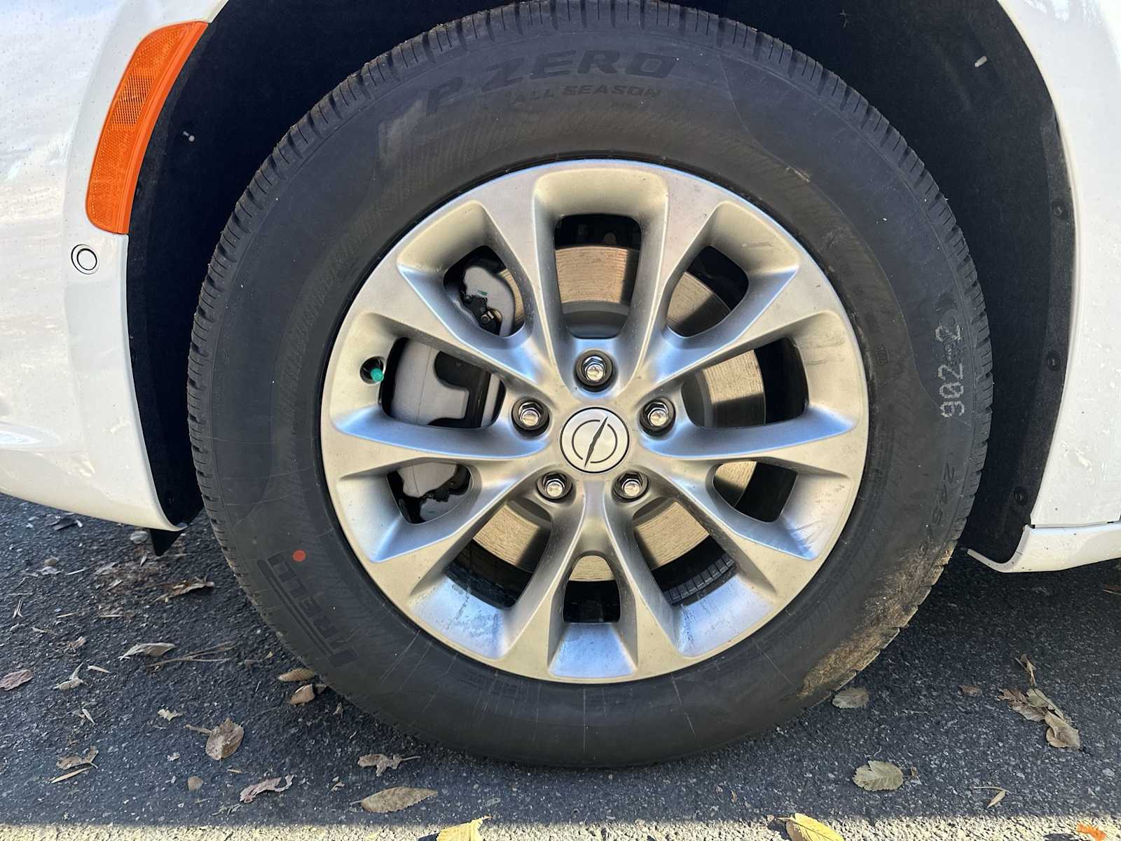 Thumbnail: 2026 Chrysler Pacifica - 17