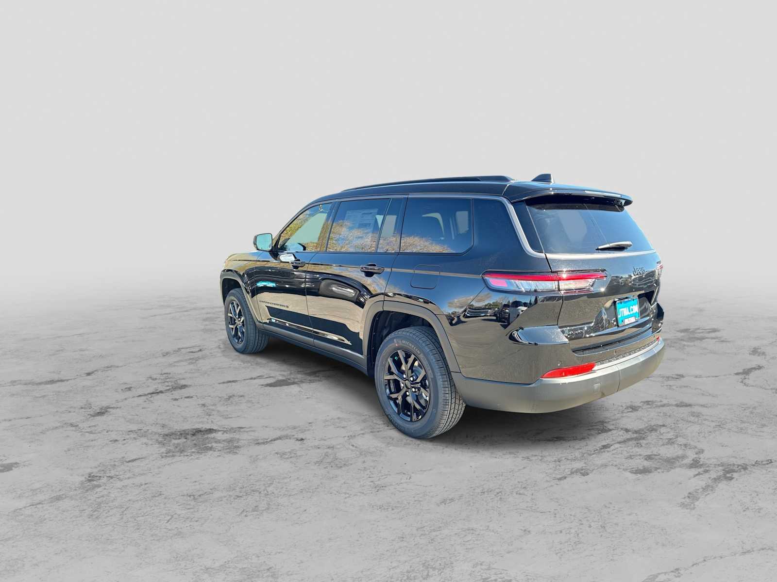 Thumbnail: 2026 Jeep Grand Cherokee - 6