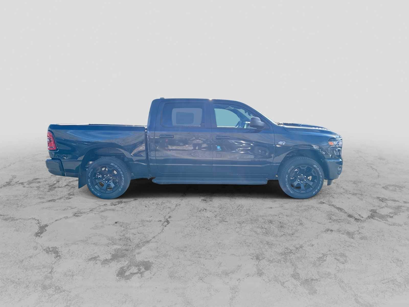 Thumbnail: 2026 RAM 1500 - 9