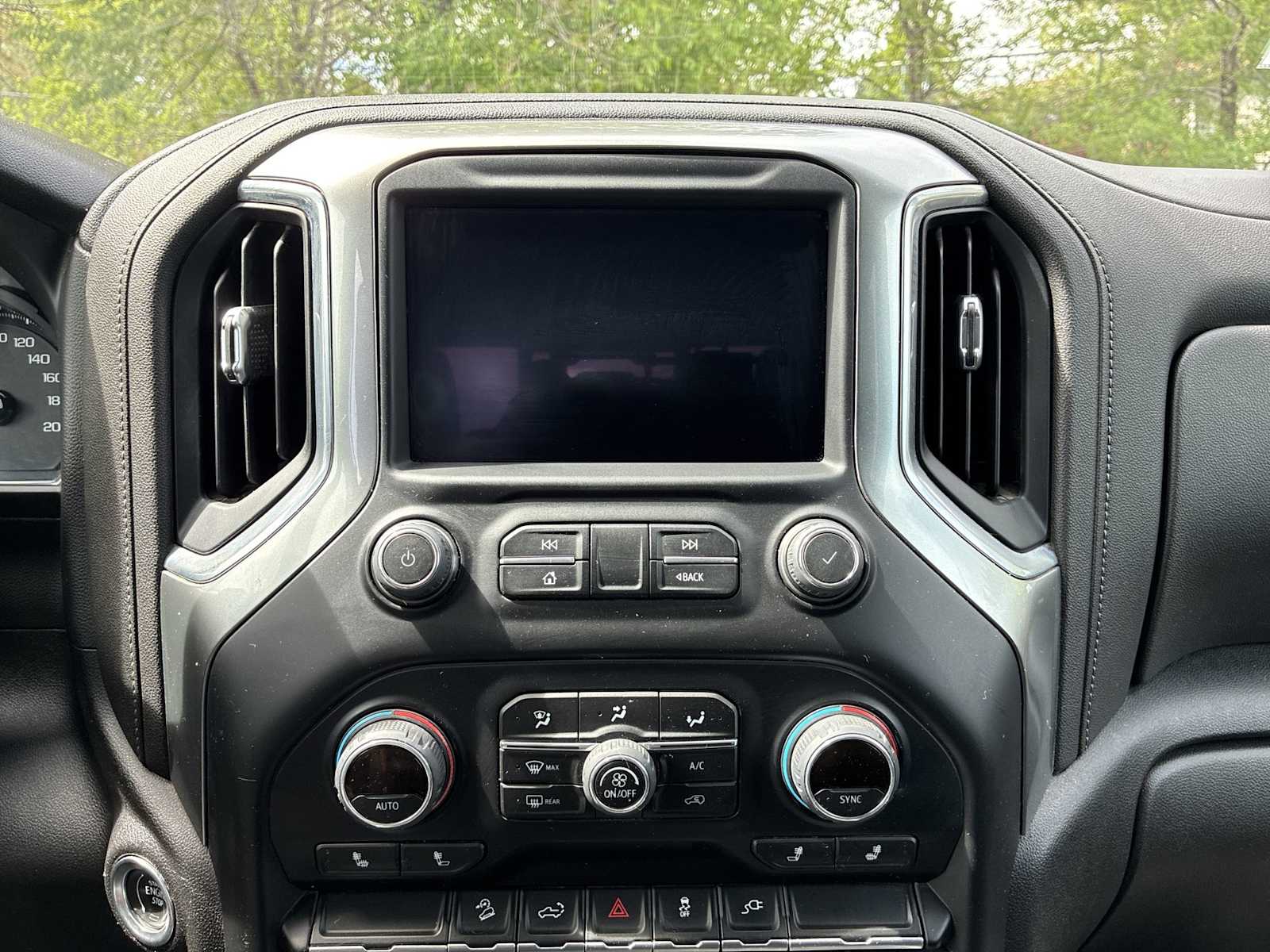 Thumbnail: 2022 Chevrolet Silverado 1500 - 11