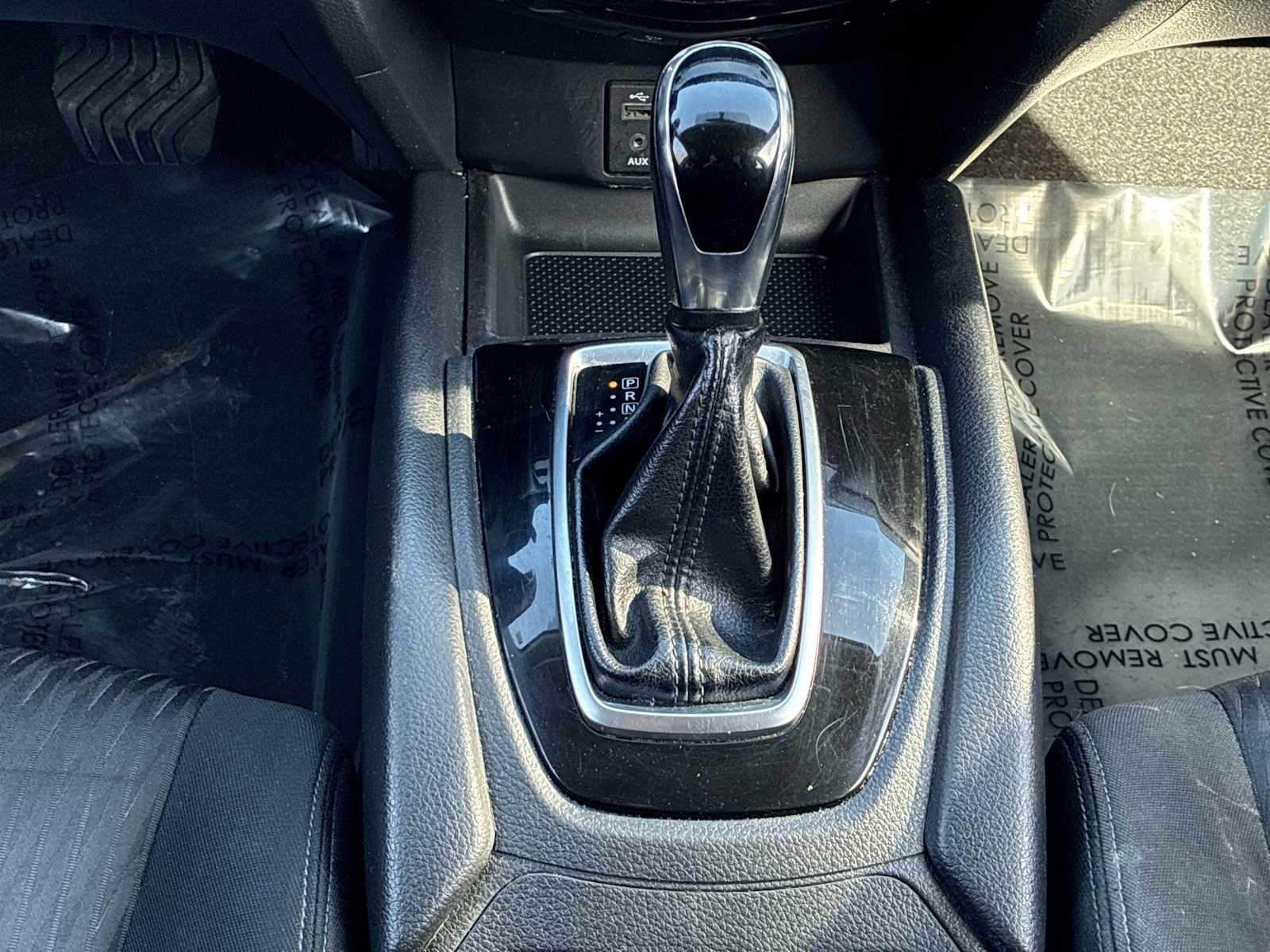 Thumbnail: 2017 Nissan Rogue - 20