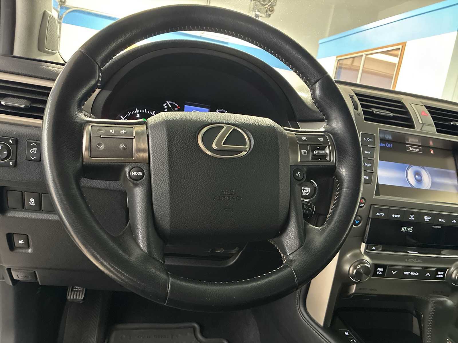 Thumbnail: 2017 Lexus GX - 11