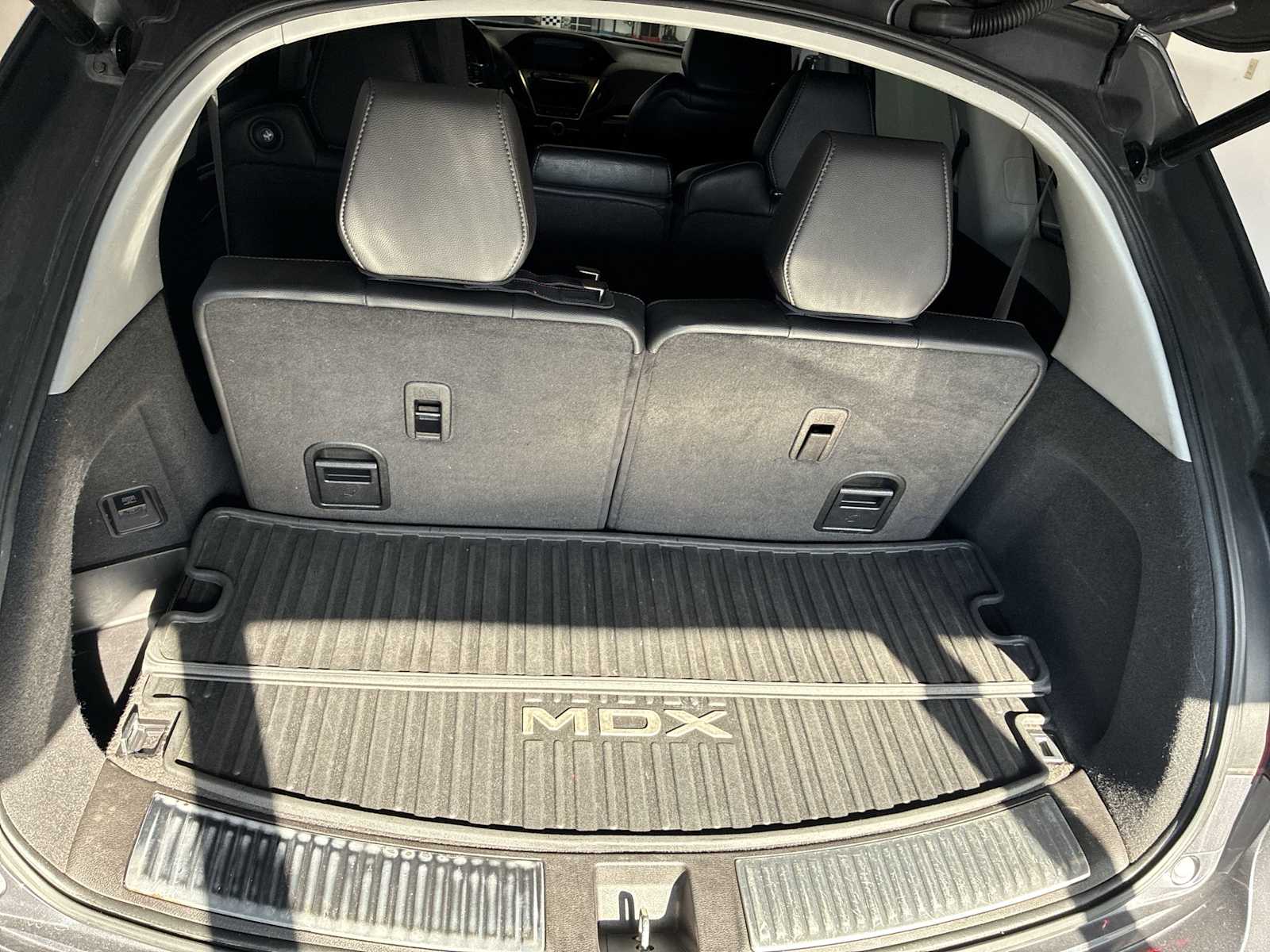 Thumbnail: 2020 Acura MDX - 20