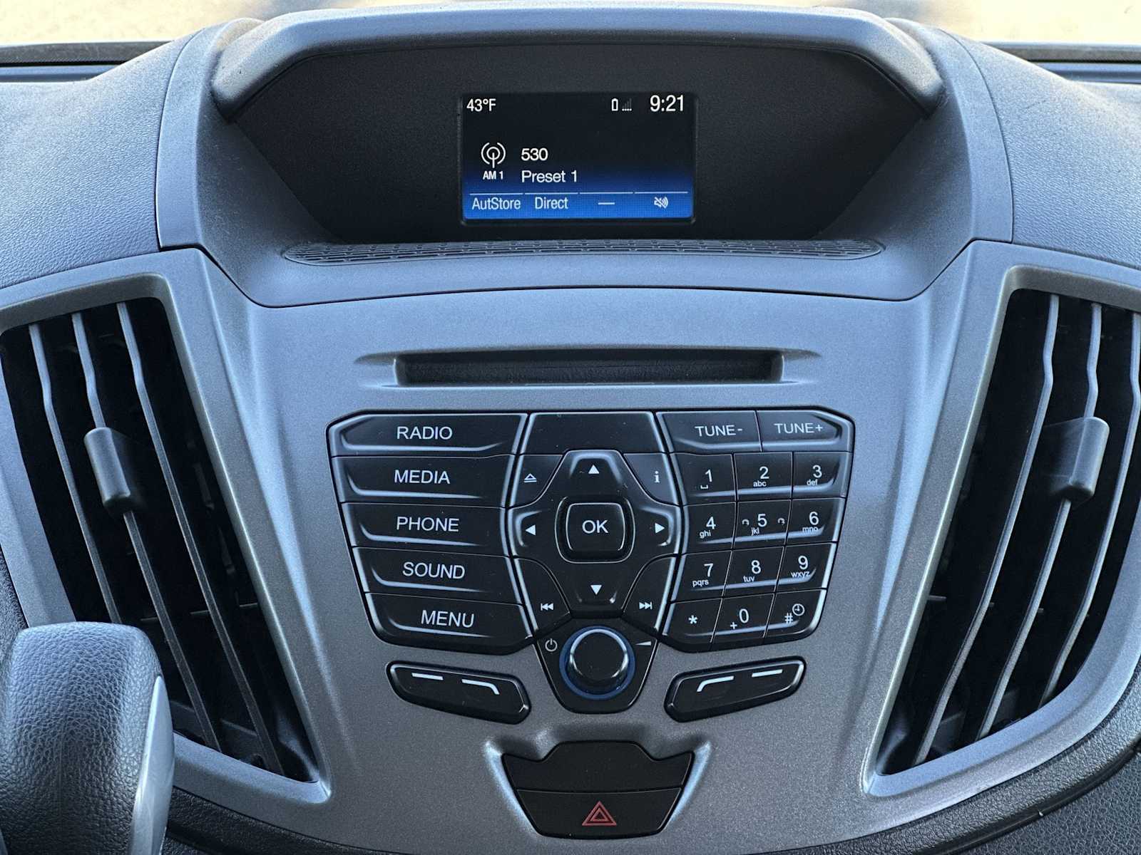 Thumbnail: 2017 Ford Transit Series - 12