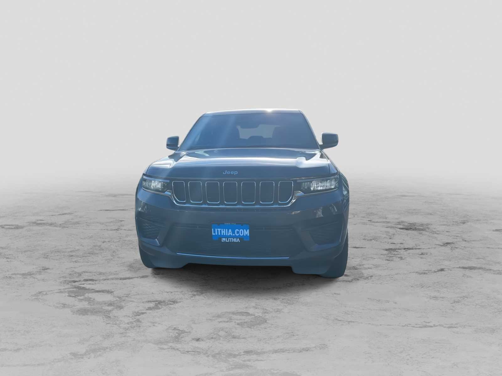 Thumbnail: 2025 Jeep Grand Cherokee - 3