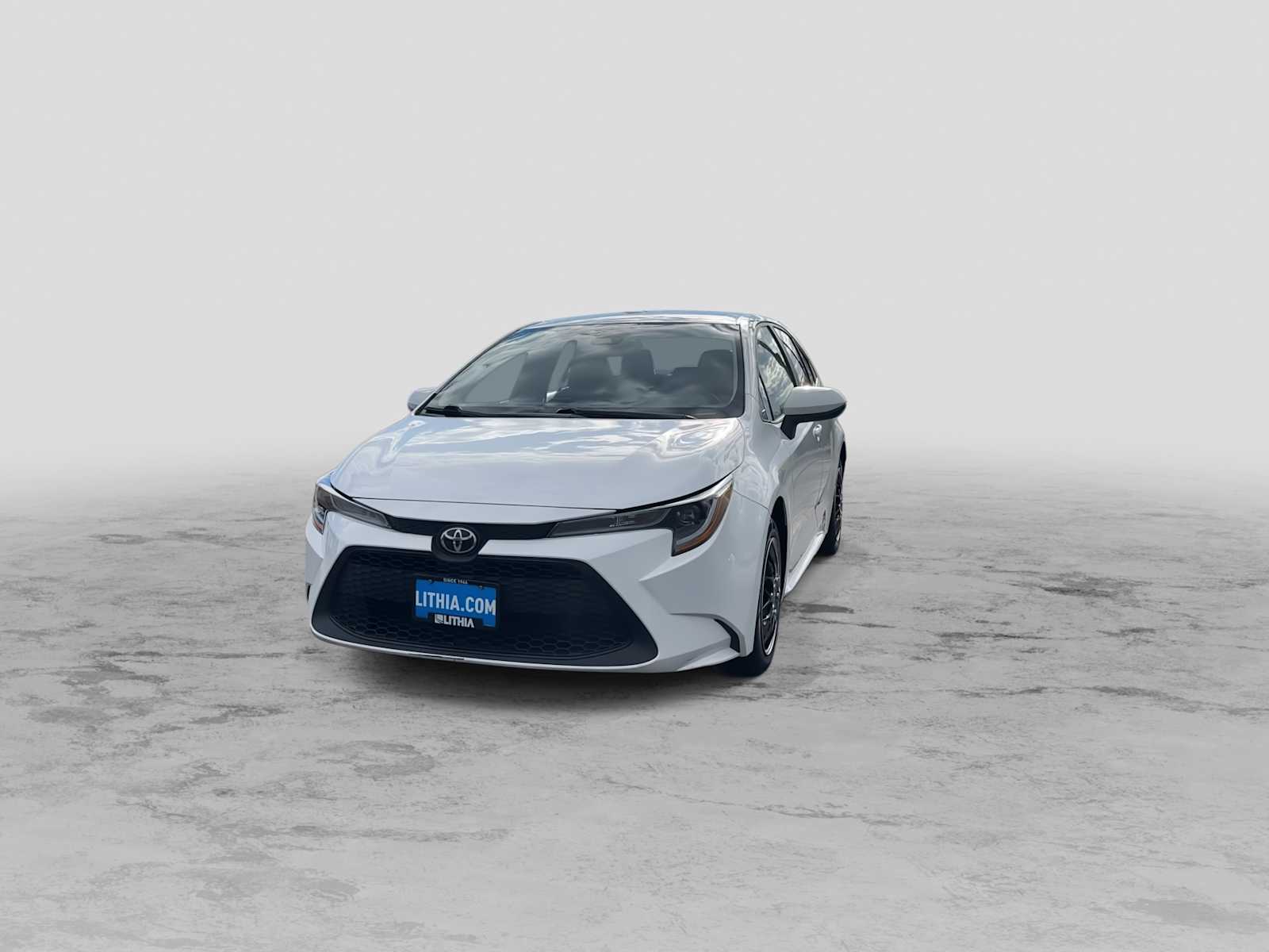 2022 Toyota Corolla LE photo 3
