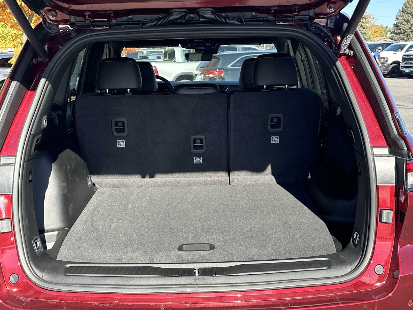 Thumbnail: 2025 Jeep Grand Cherokee - 19