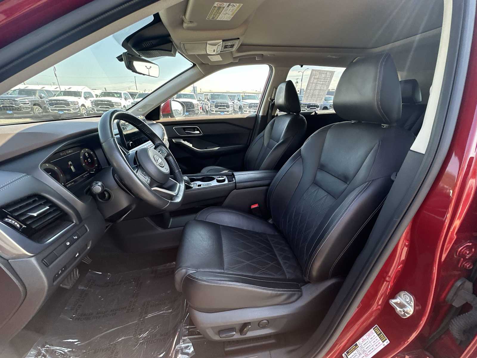 Thumbnail: 2022 Nissan Rogue - 13