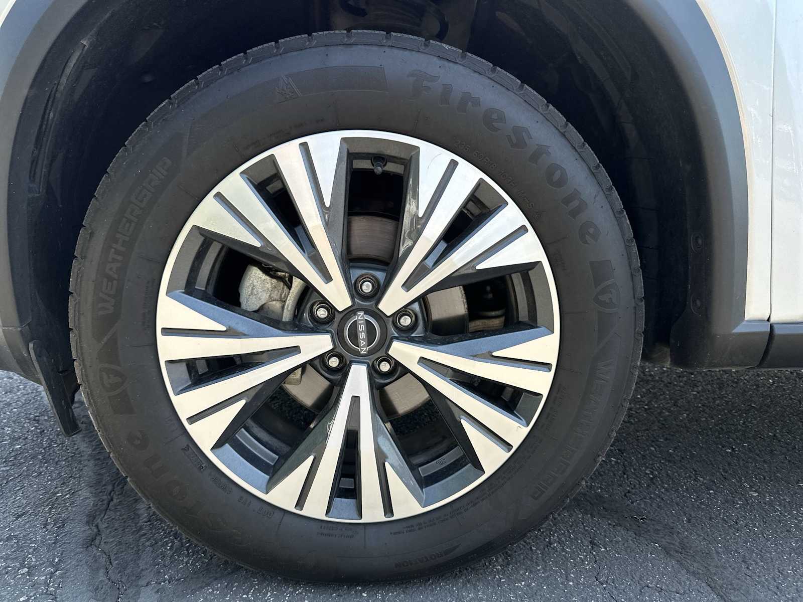 Thumbnail: 2023 Nissan Rogue - 17