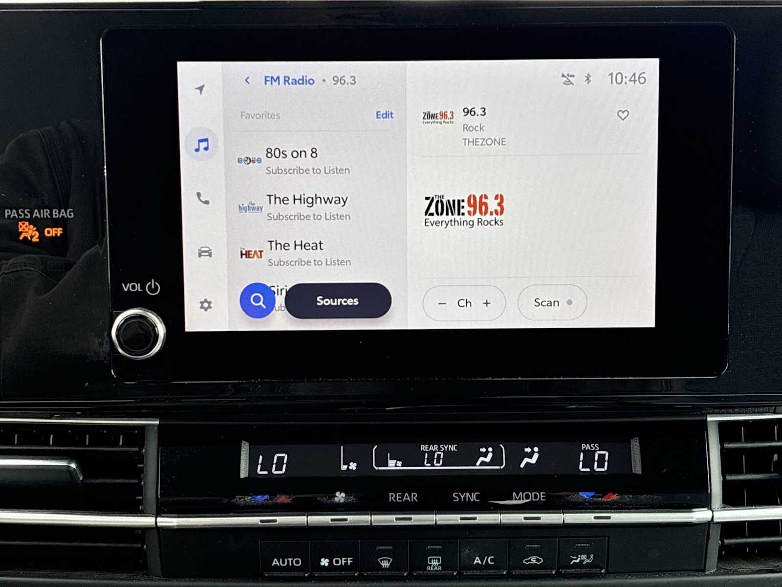 Thumbnail: 2025 Toyota Sienna - 12