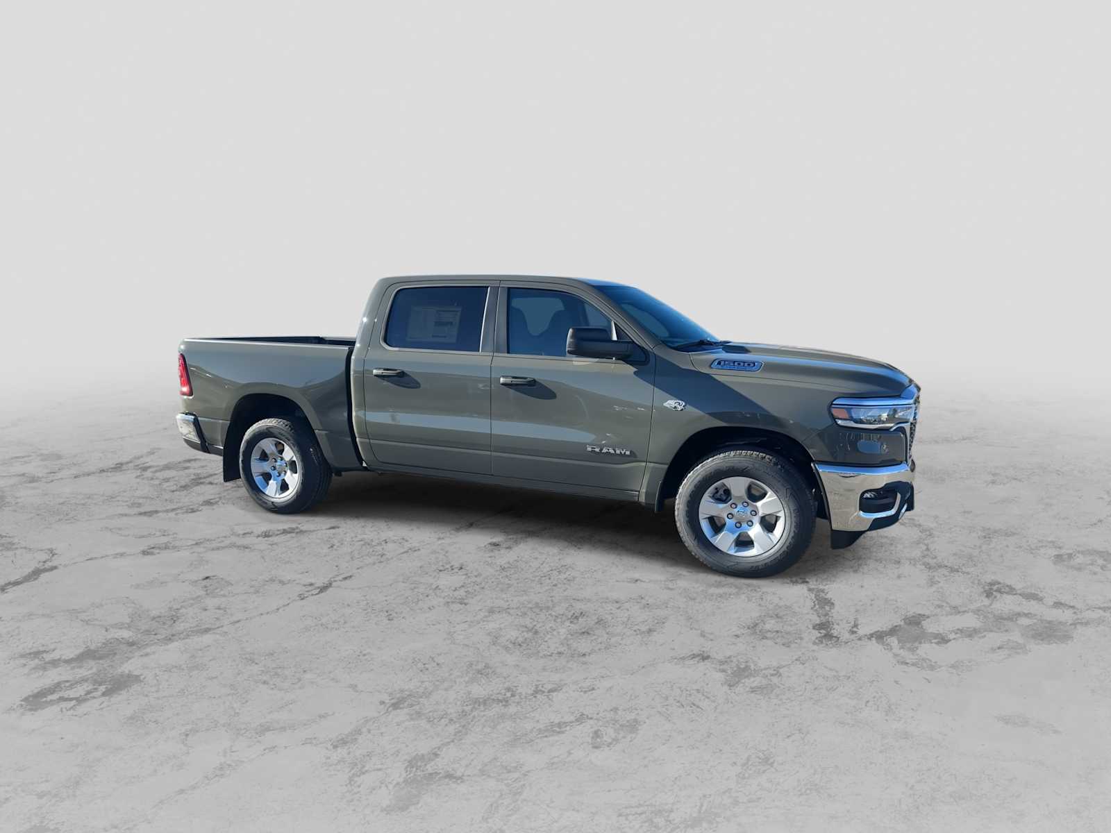 Thumbnail: 2026 RAM 1500 - 9