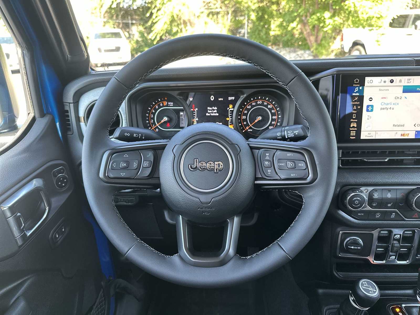 Thumbnail: 2025 Jeep Gladiator - 11