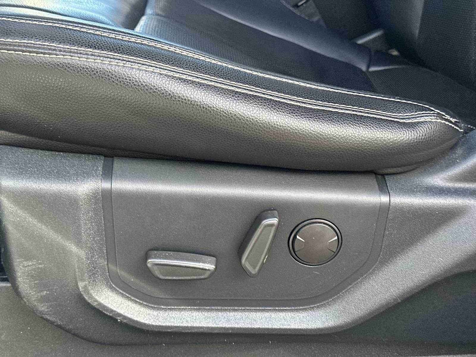 Thumbnail: 2020 Ford F-350 - 14