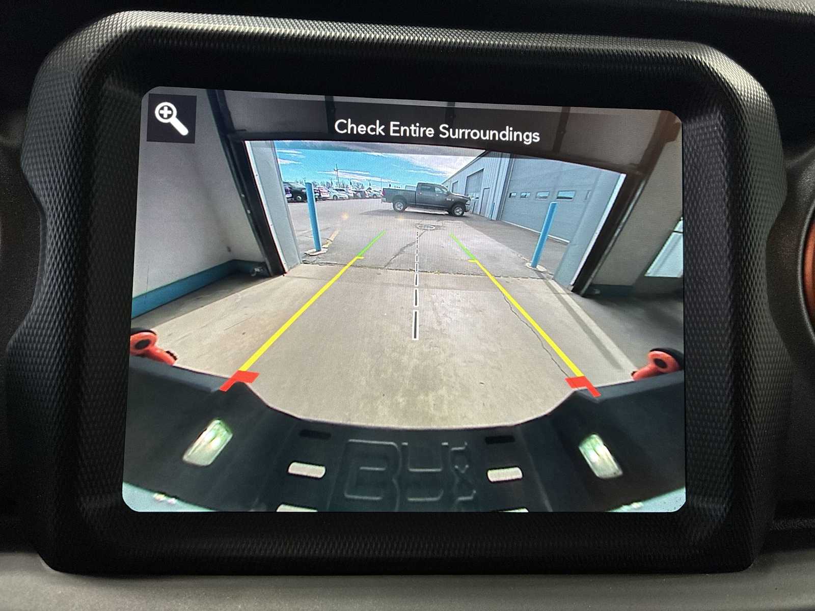 Thumbnail: 2021 Jeep Gladiator - 24