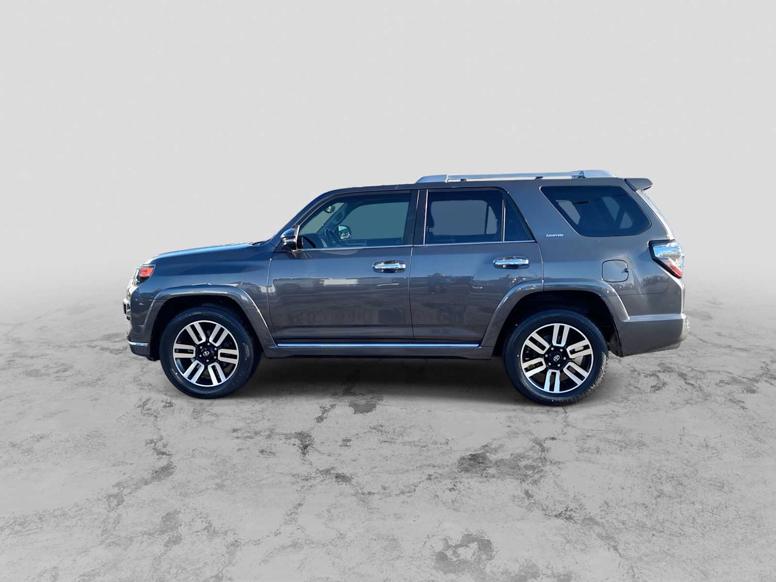 Thumbnail: 2019 Toyota 4Runner - 5