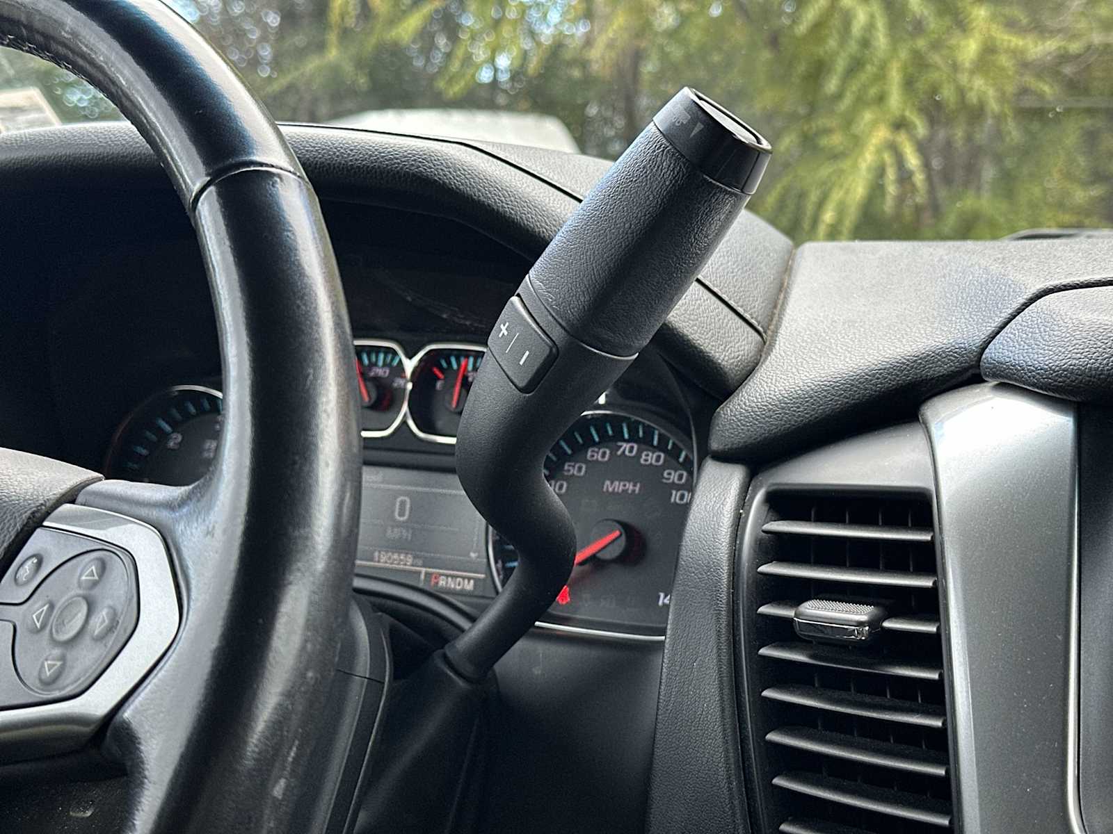 Thumbnail: 2015 Chevrolet Tahoe - 21