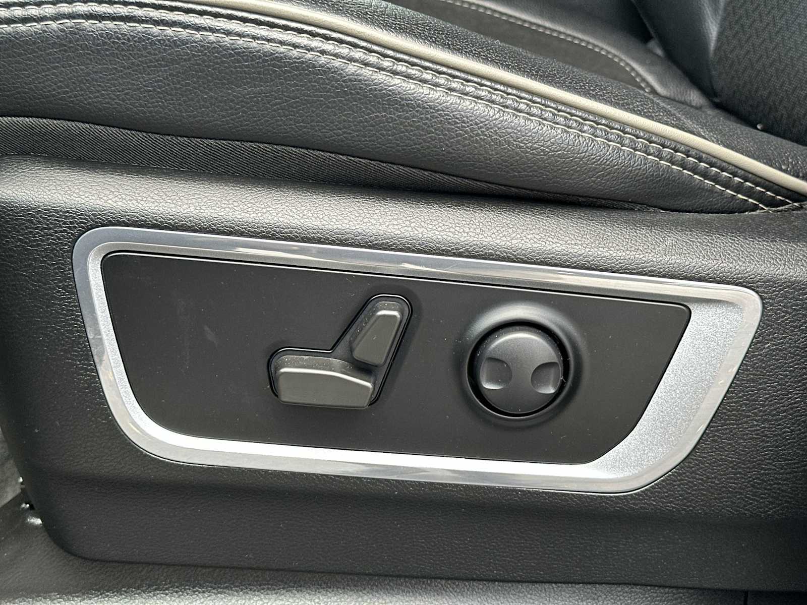 Thumbnail: 2023 RAM 1500 - 14