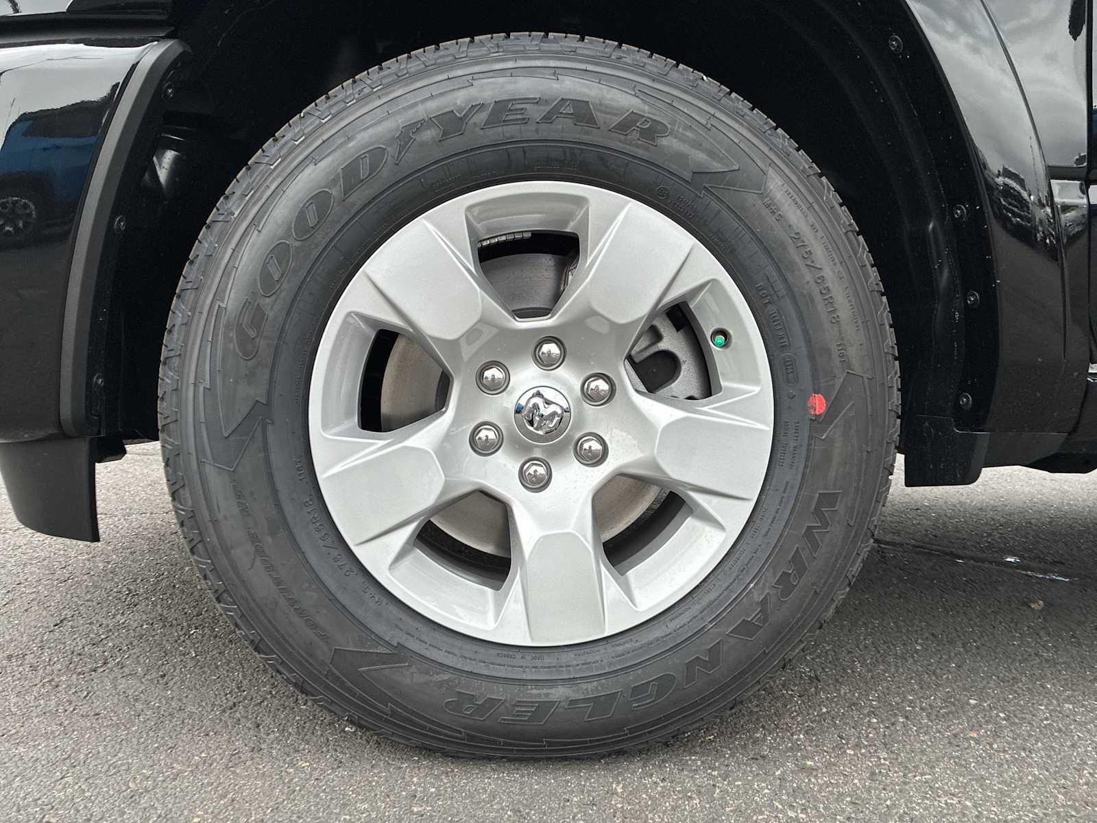 Thumbnail: 2026 RAM 1500 - 18