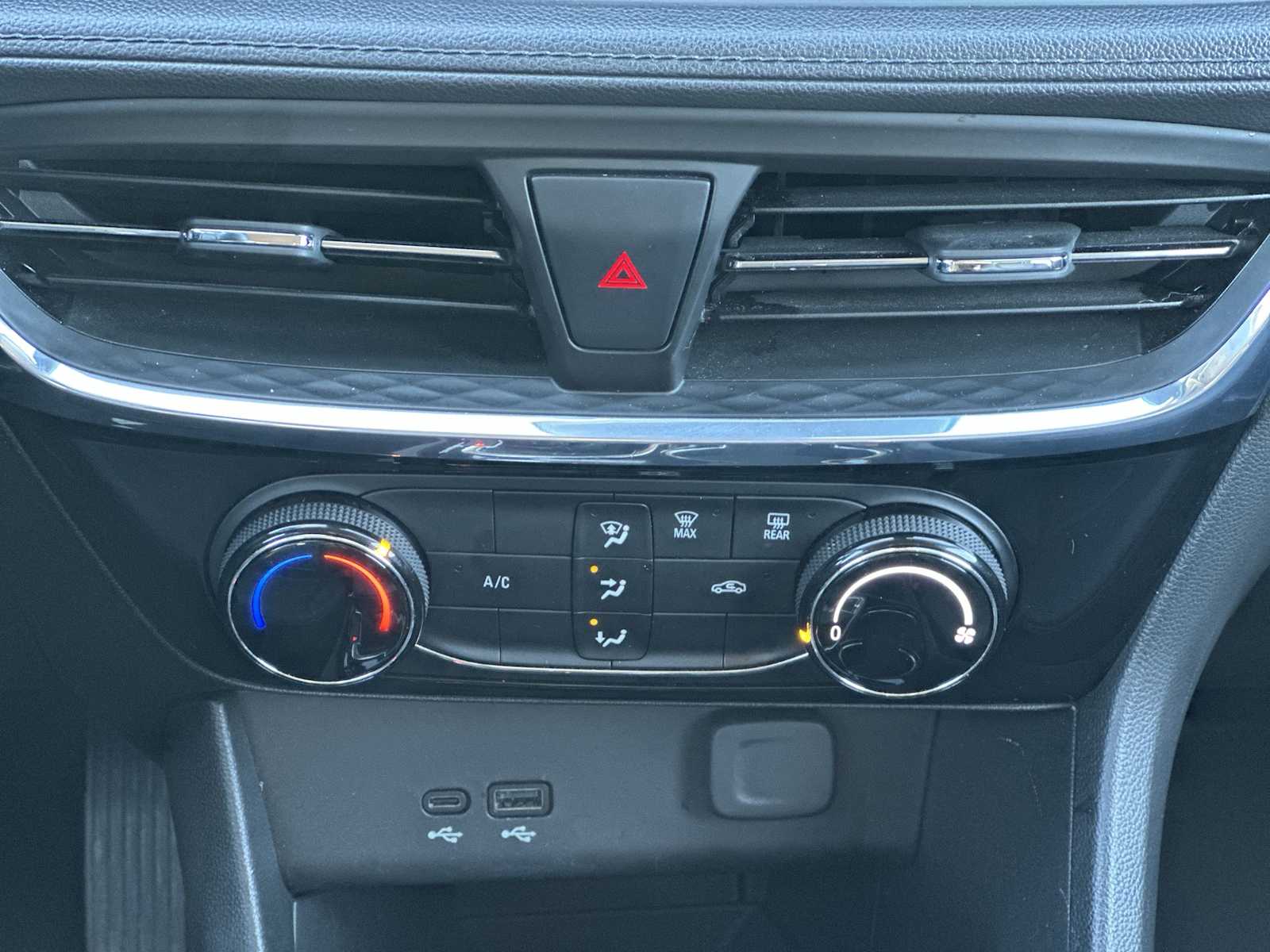 Thumbnail: 2024 Buick Encore GX - 16