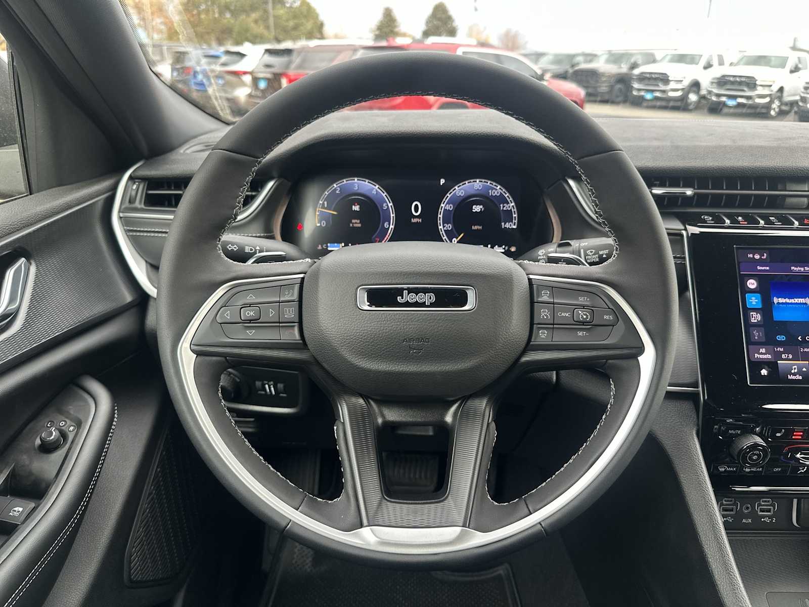 Thumbnail: 2025 Jeep Grand Cherokee - 11