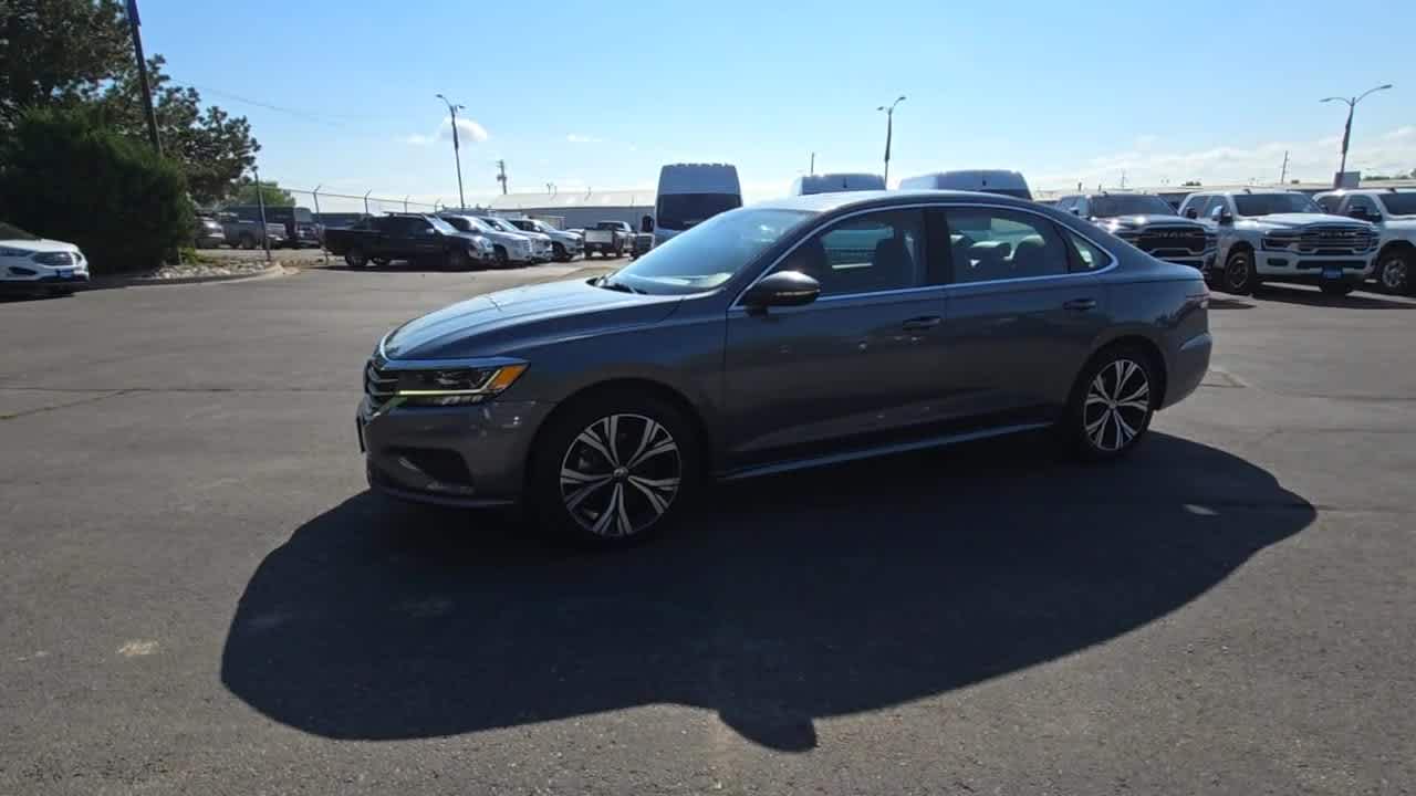 2022 Volkswagen Passat 2.0T 4