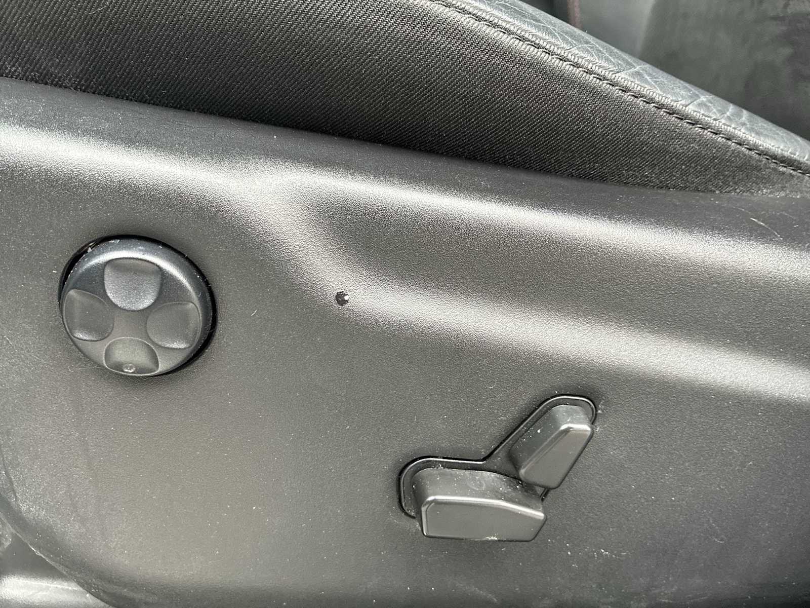 Thumbnail: 2022 Dodge Durango - 14