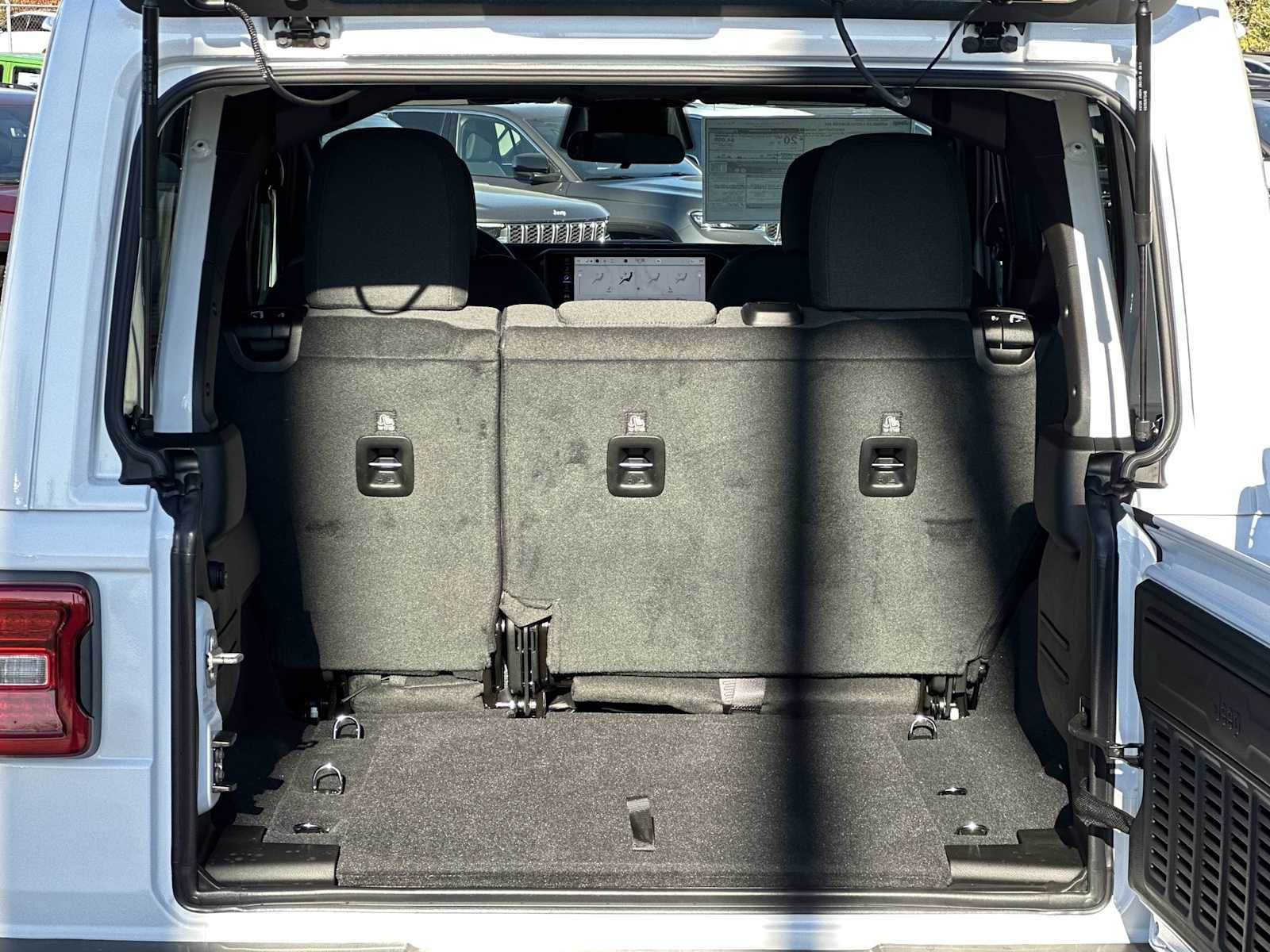 Thumbnail: 2026 Jeep Wrangler - 18