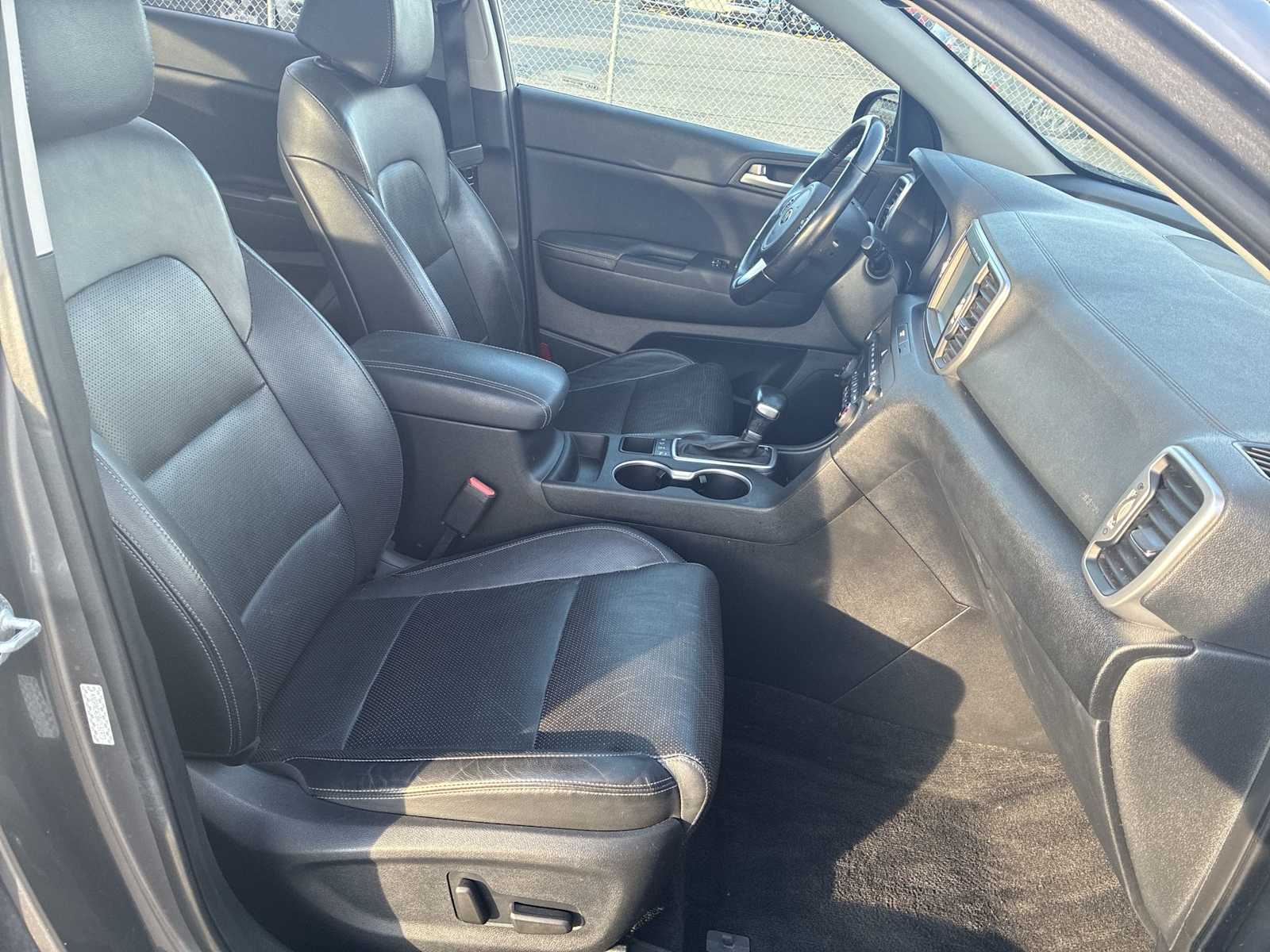 Thumbnail: 2017 Kia Sportage - 26