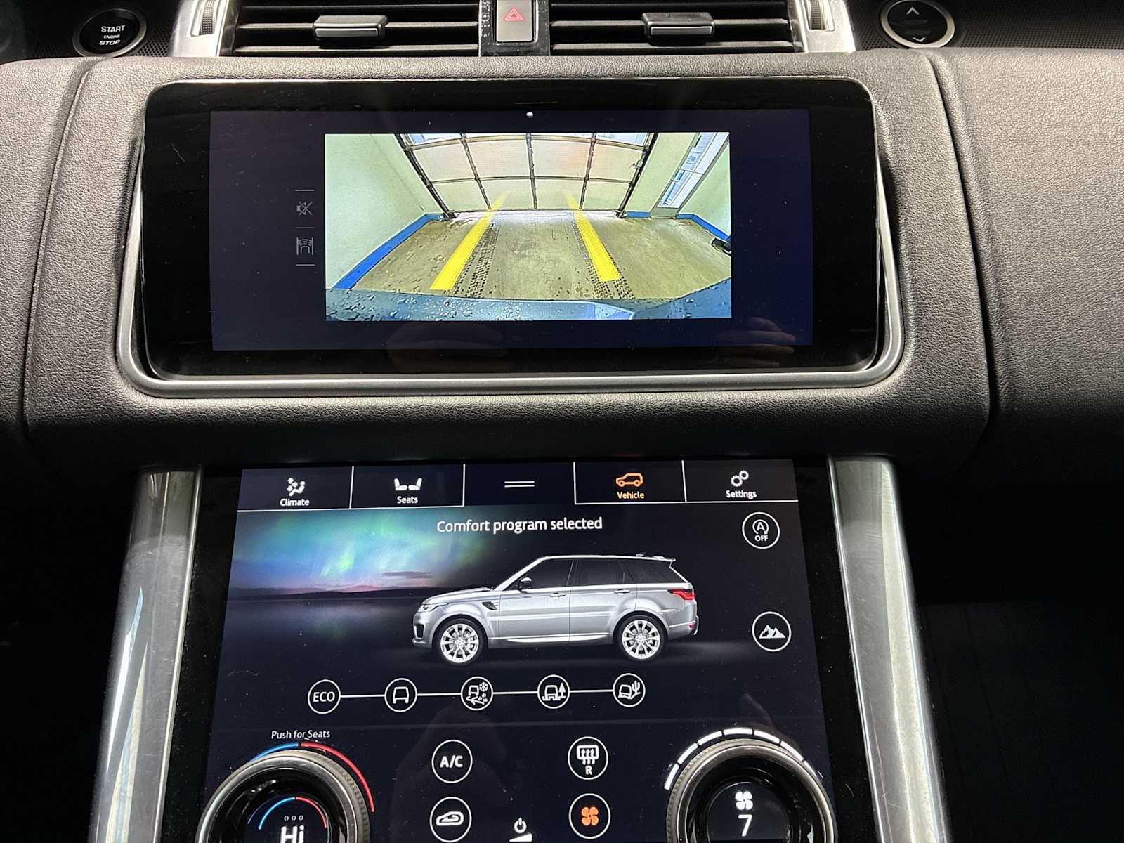 Thumbnail: 2021 Land Rover Range Rover Sport - 23