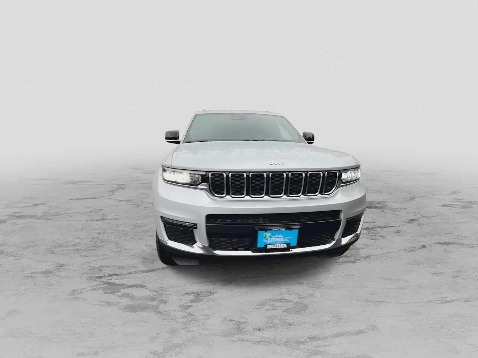 Thumbnail: 2025 Jeep Grand Cherokee - 3