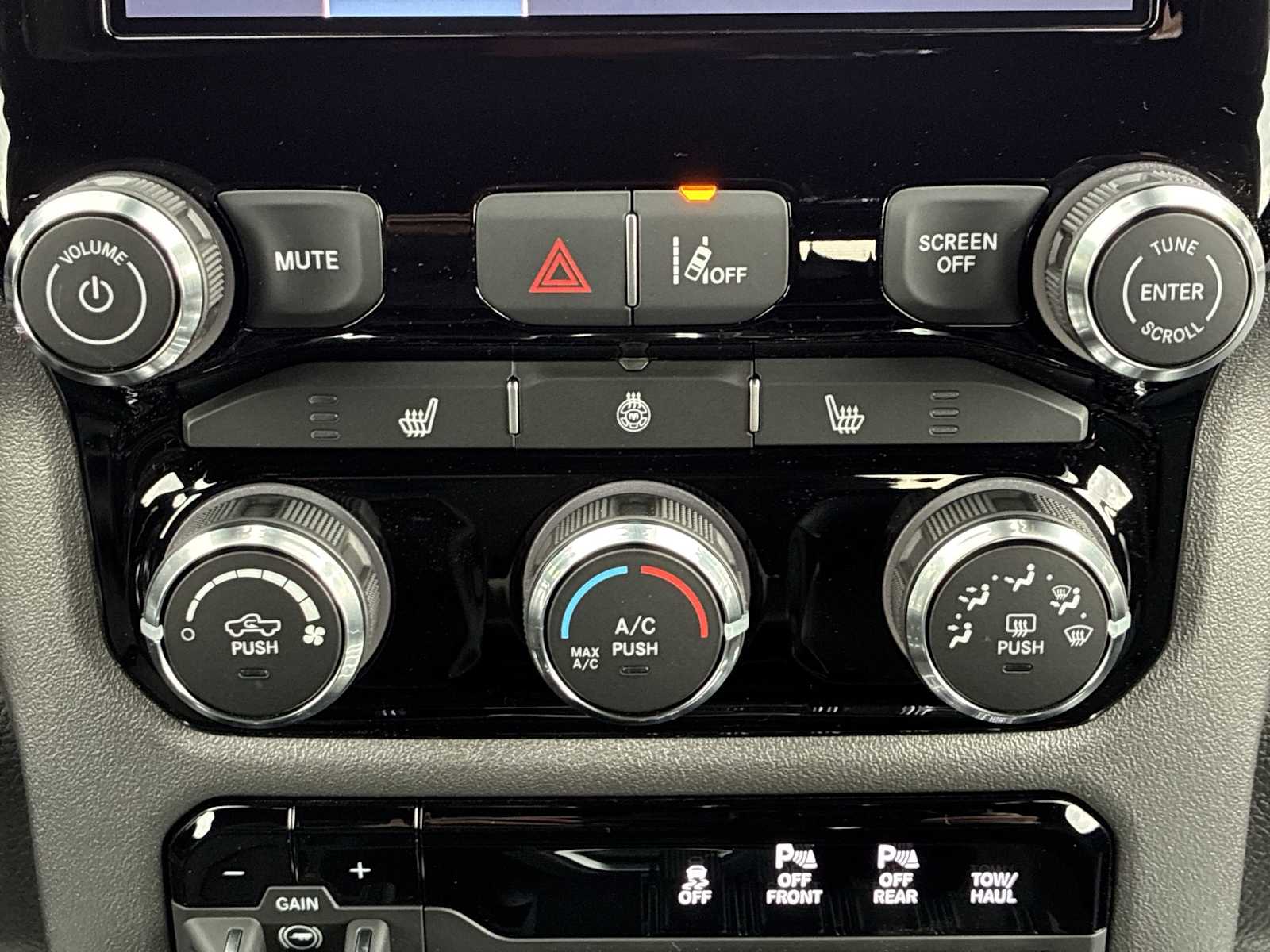 Thumbnail: 2026 RAM 1500 - 16