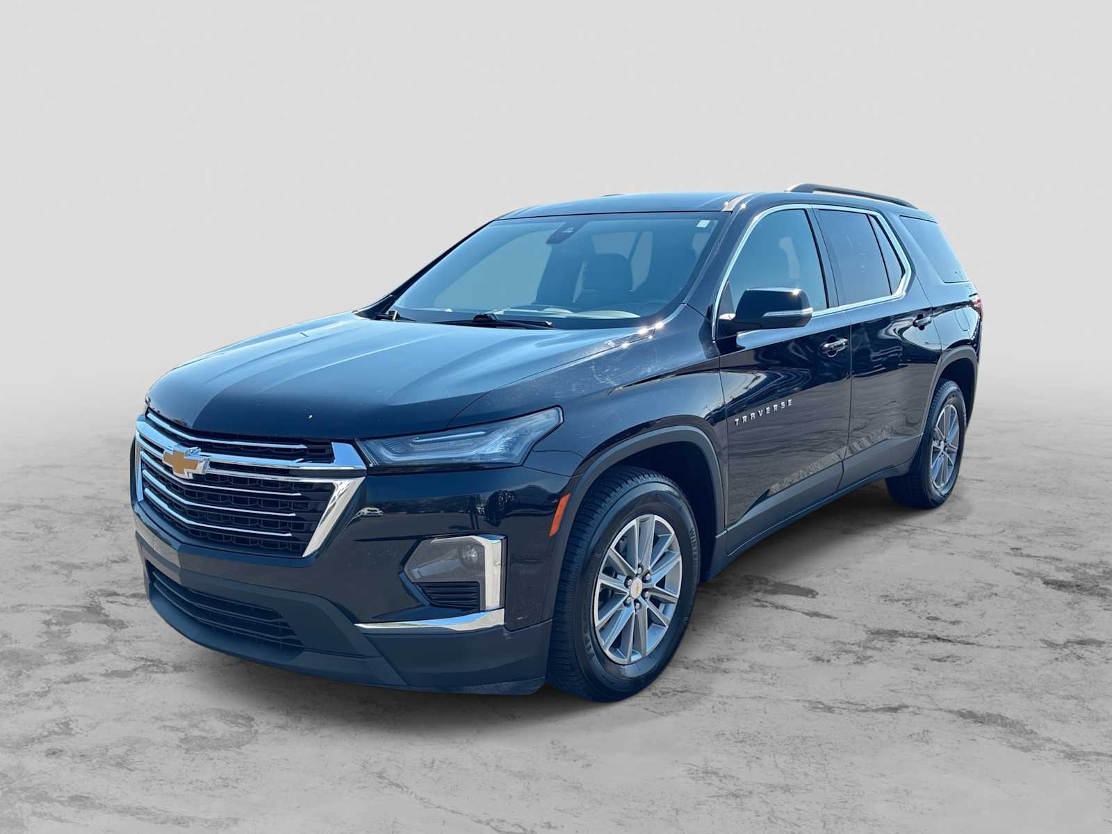 2022 Chevrolet Traverse LT Cloth w/1LT