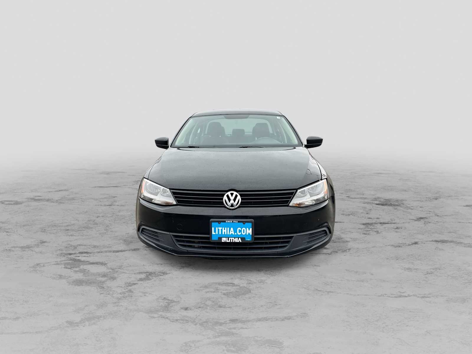 Thumbnail: 2014 Volkswagen Jetta - 3