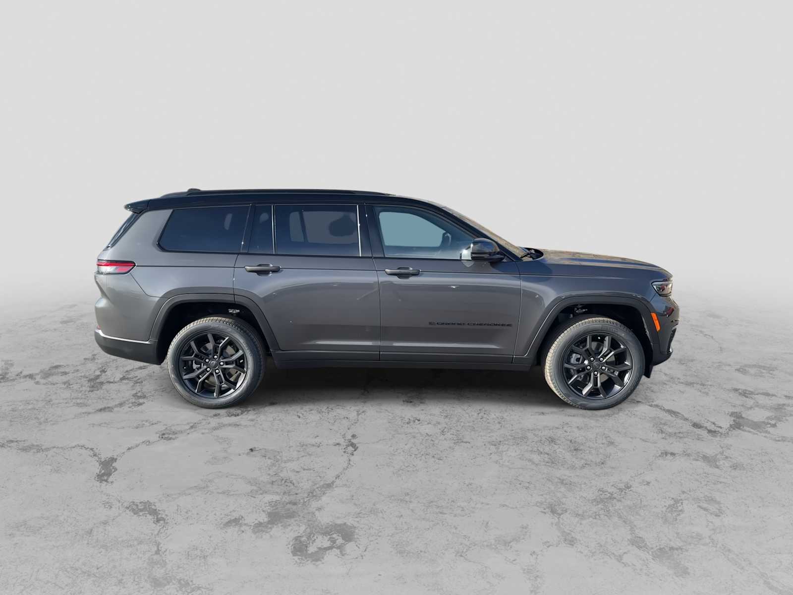 Thumbnail: 2025 Jeep Grand Cherokee - 9