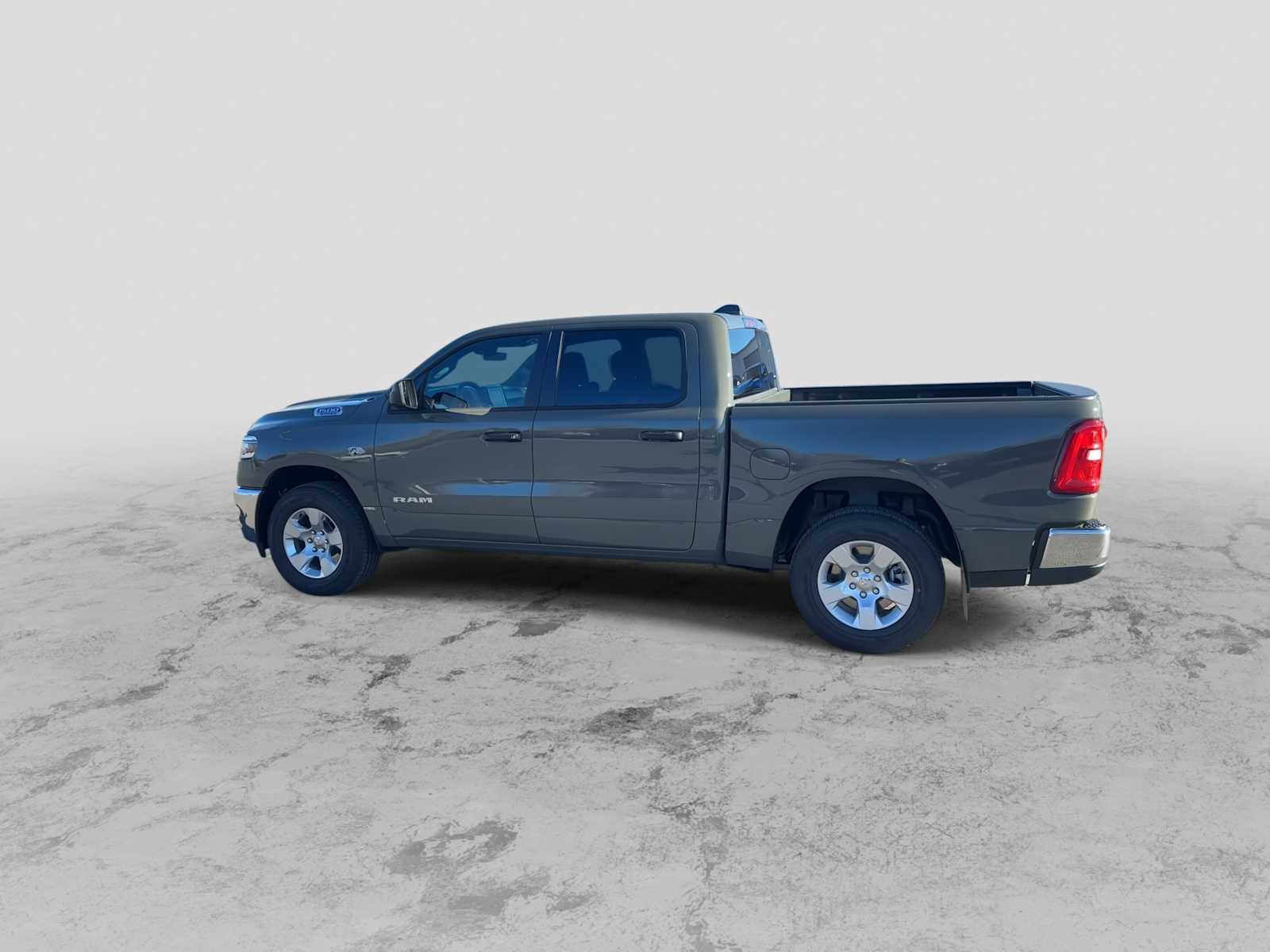 Thumbnail: 2026 RAM 1500 - 5