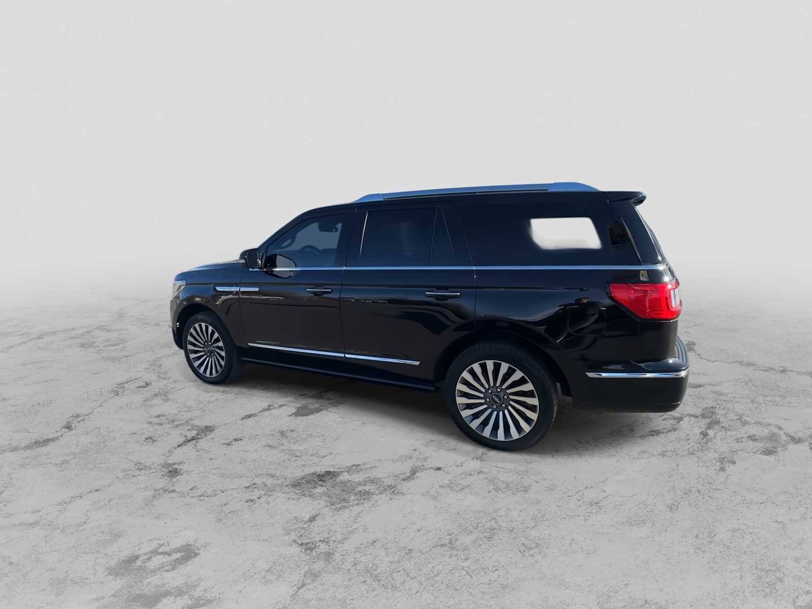 Thumbnail: 2021 Lincoln Navigator - 6