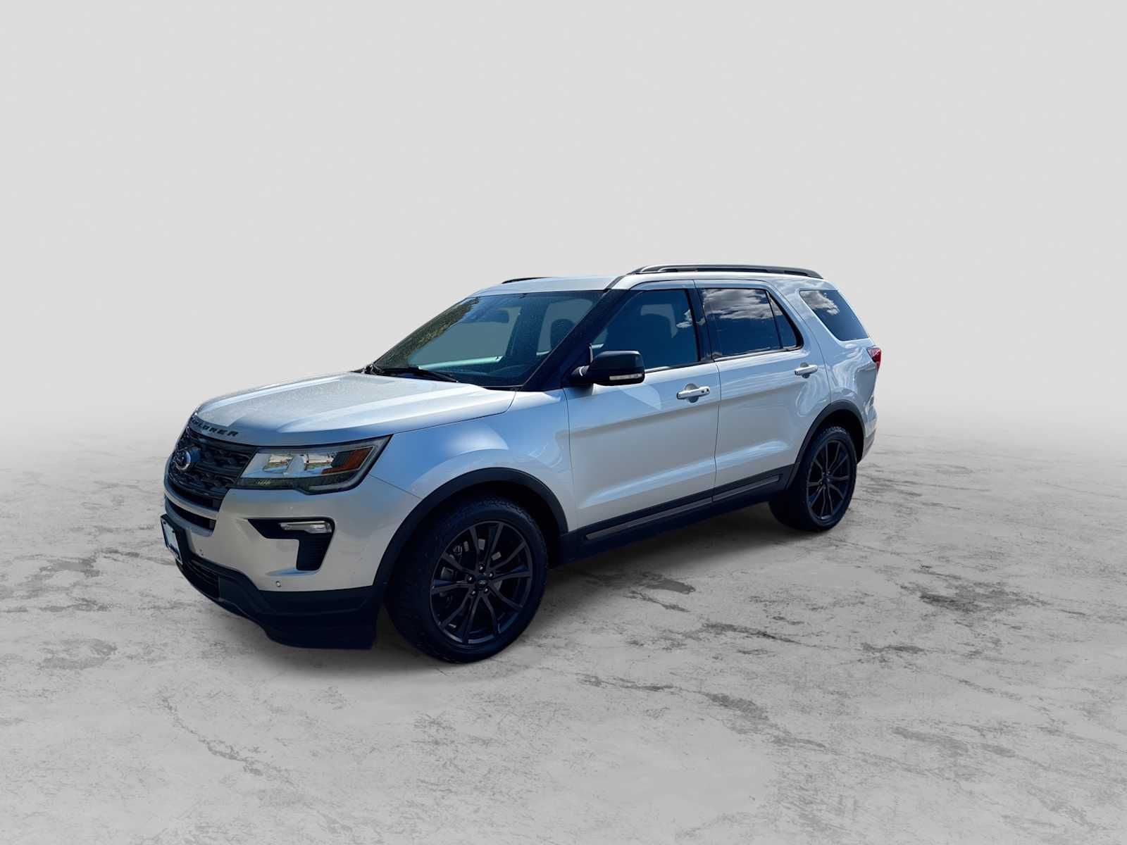 Thumbnail: 2018 Ford Explorer - 3