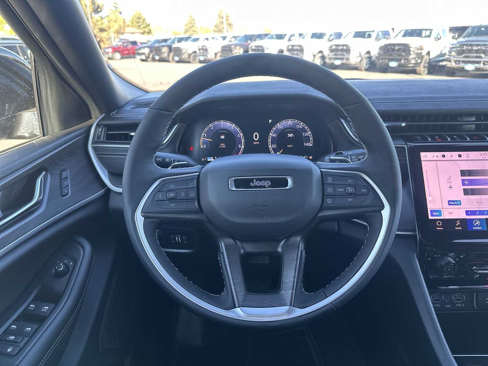 Thumbnail: 2025 Jeep Grand Cherokee - 11